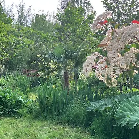 Campingplatz Les Sources Club Apportez Votre Tente Les Cresnays