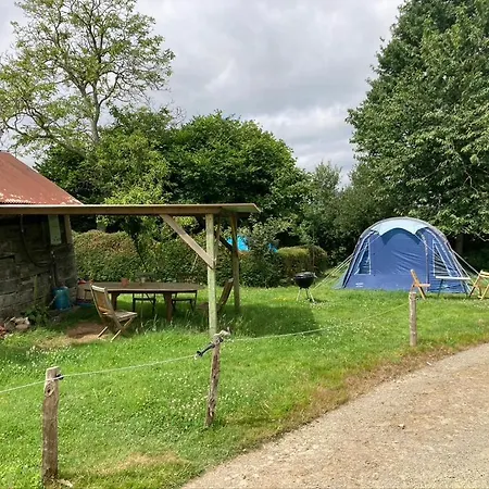 Les Sources Club Apportez Votre Tente *