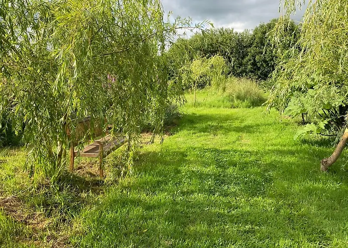 Les Sources Club Apportez Votre Tente *