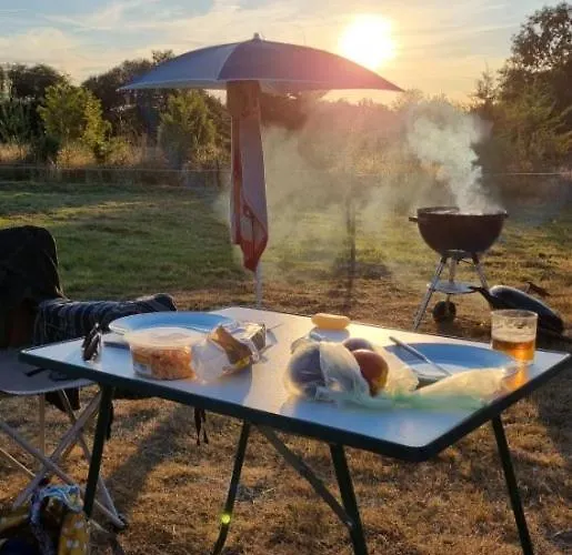 Les Sources Club Apportez Votre Tente Camping