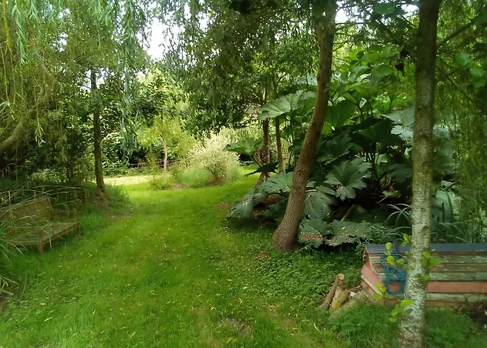 Les Sources Club Apportez Votre Tente Camping Les Cresnays